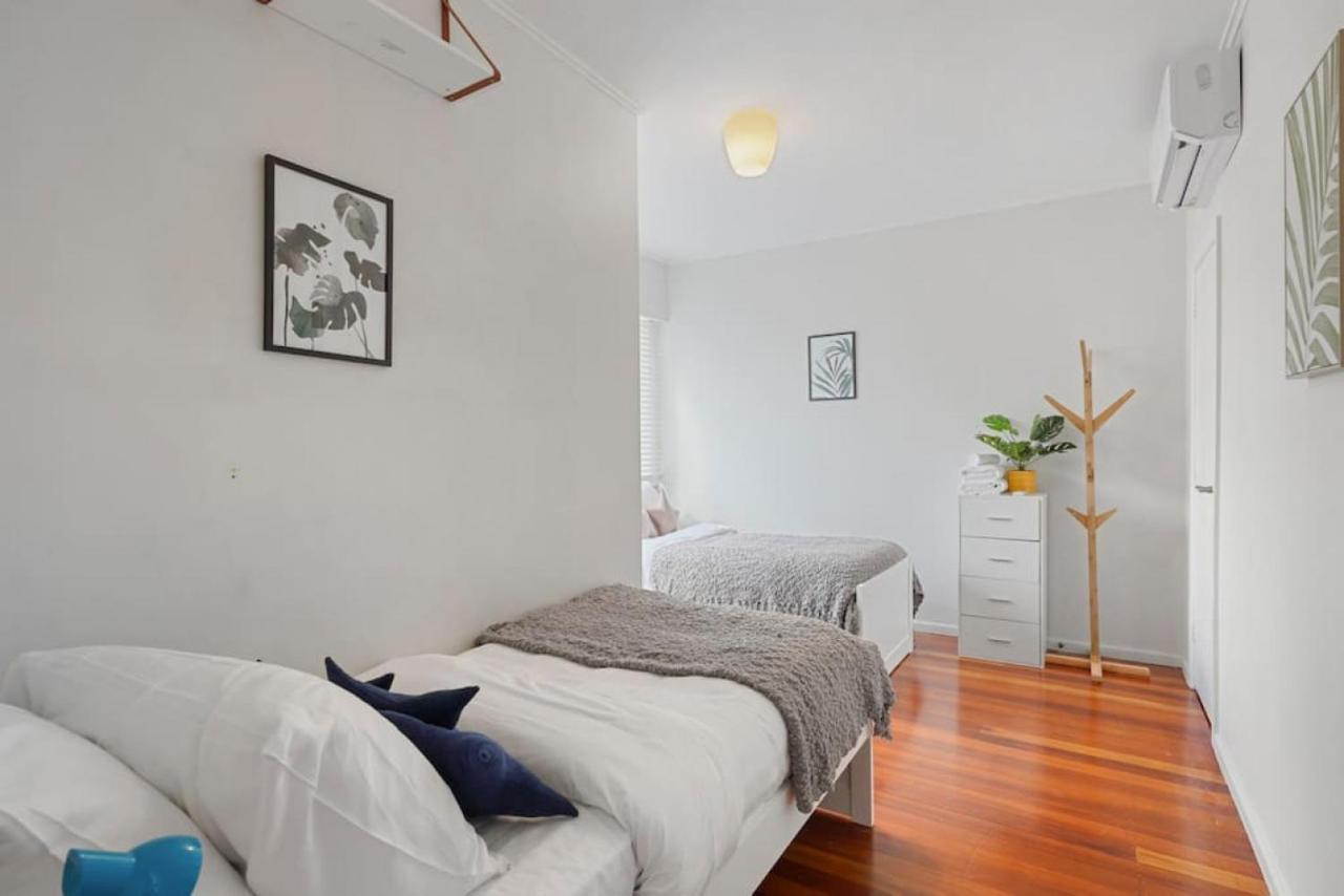 Amazing Home By Beach - Fully Aircon-Ed - Wifi โอ๊คแลนด์ ภายนอก รูปภาพ